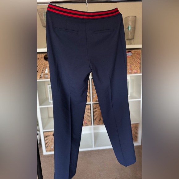 Banana Republic Varsity Avery in Navy Lightweight - Picture 3 of 7